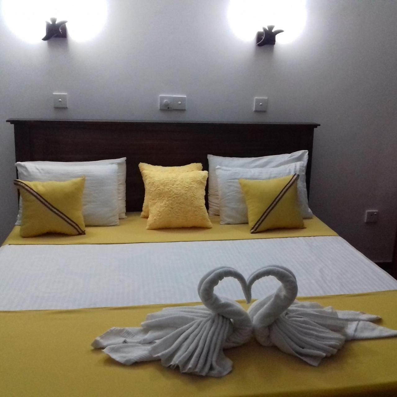 Rainbow Guest House ฮิกคาดูวา ภายนอก รูปภาพ