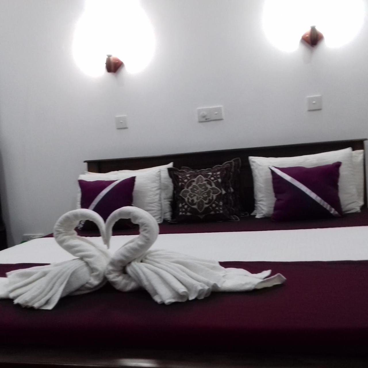 Rainbow Guest House ฮิกคาดูวา ภายนอก รูปภาพ